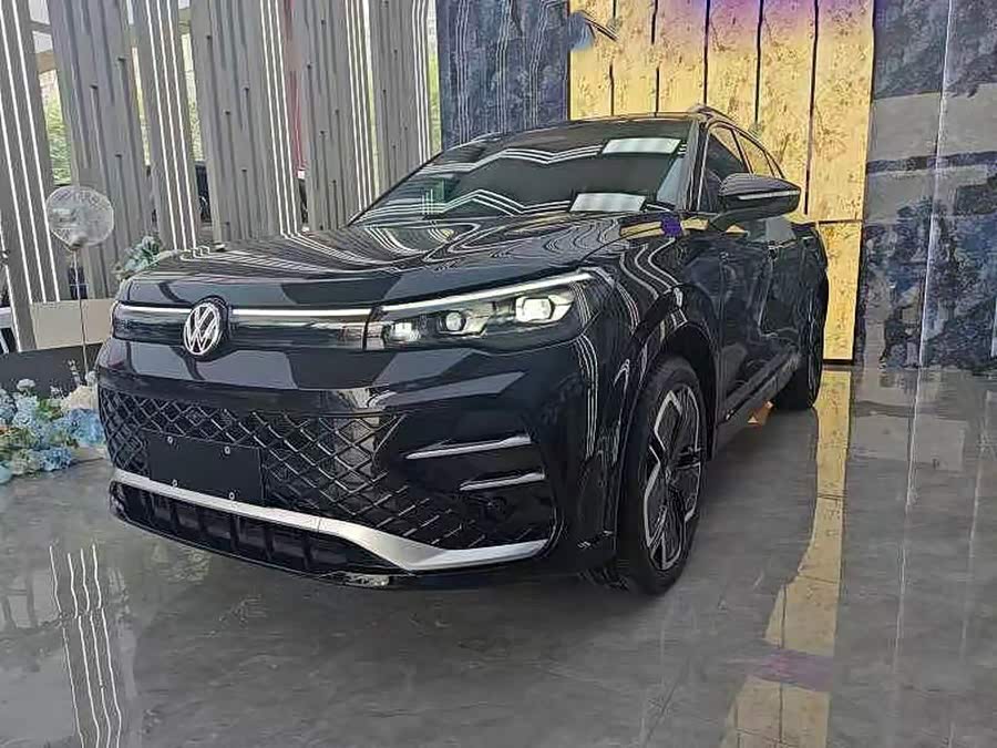 Tiguan L 2025 PRO 380TSI 4WD R-Line Smart Version - zdjęcie 1