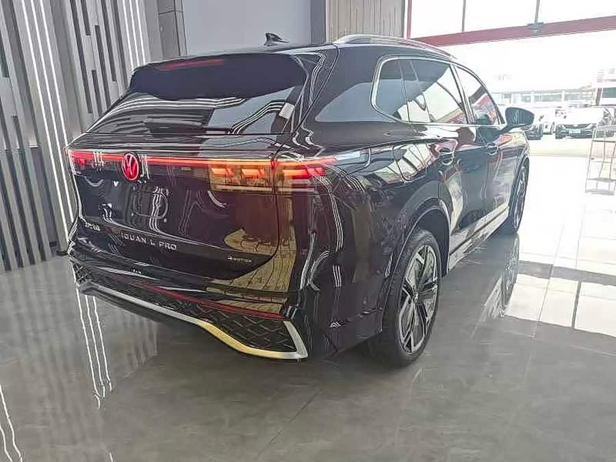 Tiguan L 2025 PRO 380TSI 4WD R-Line Smart Version - zdjęcie 14
