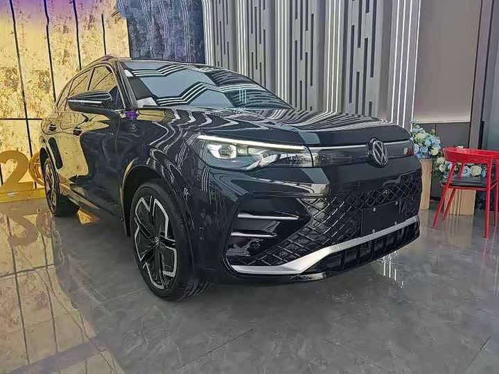 Tiguan L 2025 PRO 380TSI 4WD R-Line Smart Version - zdjęcie 18