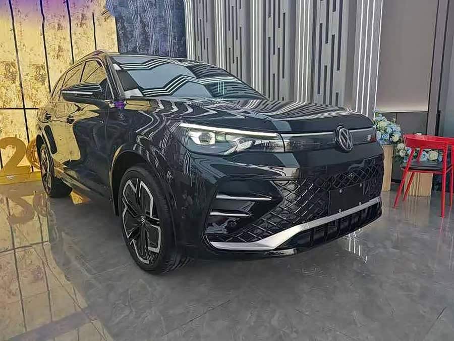Tiguan L 2025 PRO 380TSI 4WD R-Line Smart Version - zdjęcie 3
