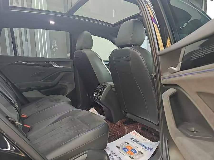 Tiguan L 2025 PRO 380TSI 4WD R-Line Smart Version - zdjęcie 10