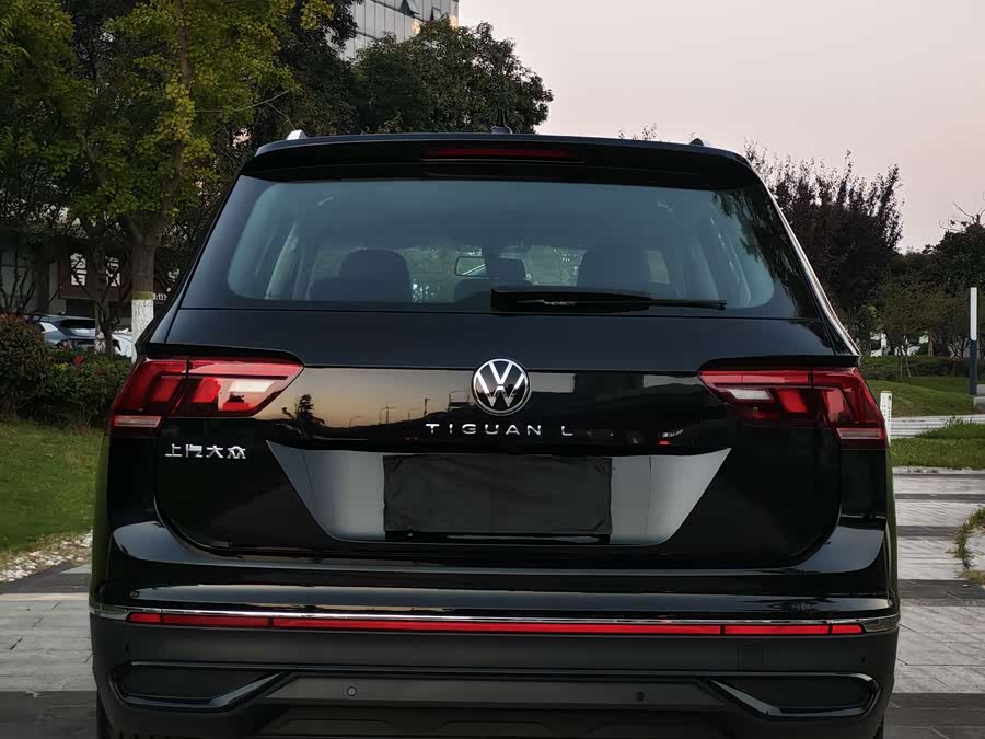 Tiguan L 2026 Outstanding 300TSI Auto 2WD Longteng - zdjęcie 8