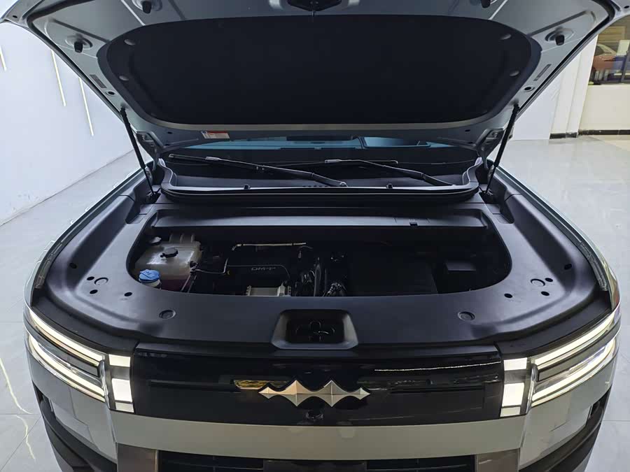 Titan 7 2025 190KM 4WD Max - zdjęcie 16