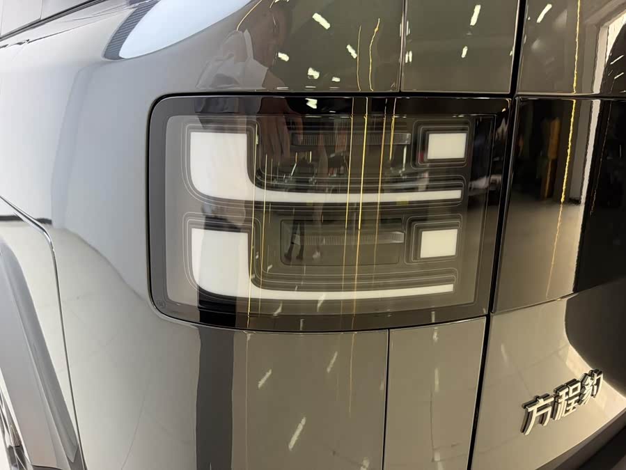 Titan 7 2025 190KM Four-Wheel Drive Ultra Version - zdjęcie 15