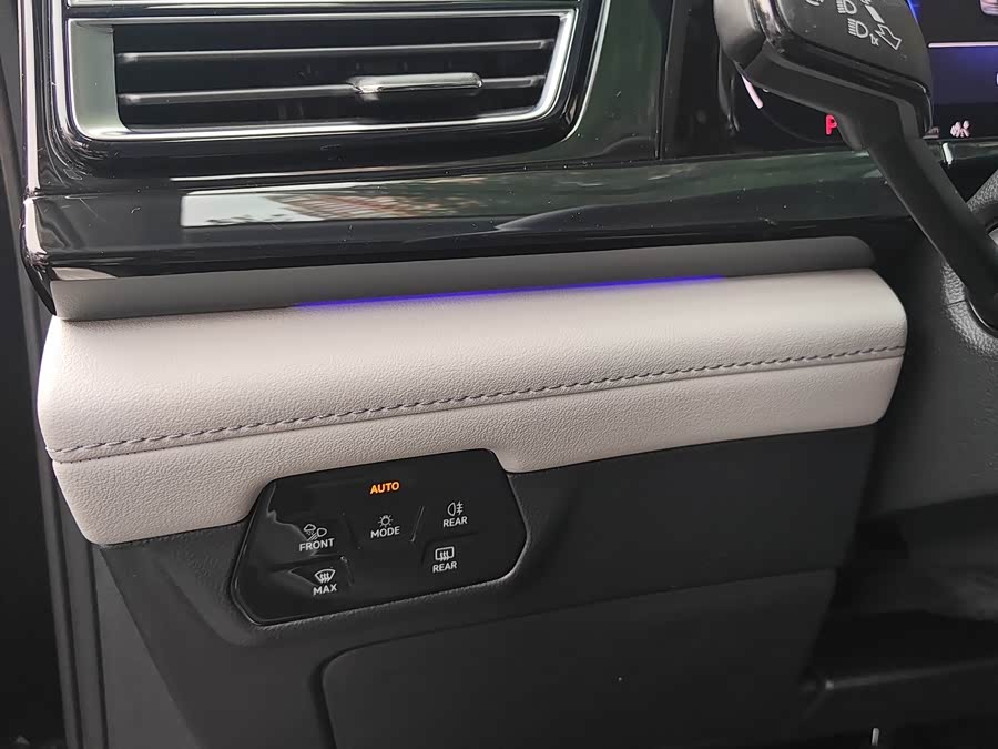 Touareg 2024 380TSI 4WD Luxury - zdjęcie 6
