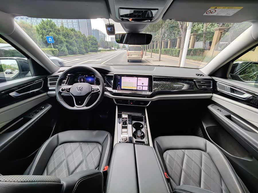 Touareg 2024 380TSI 4WD Luxury - zdjęcie 10