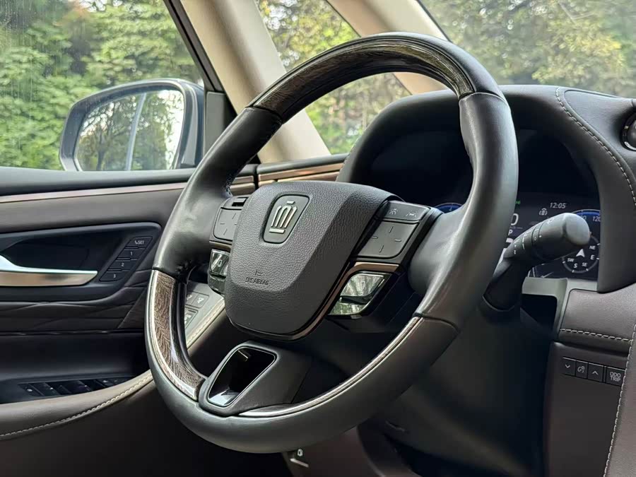 Toyota Crown Dual Engine 2.5L Supreme Executive - zdjęcie 12