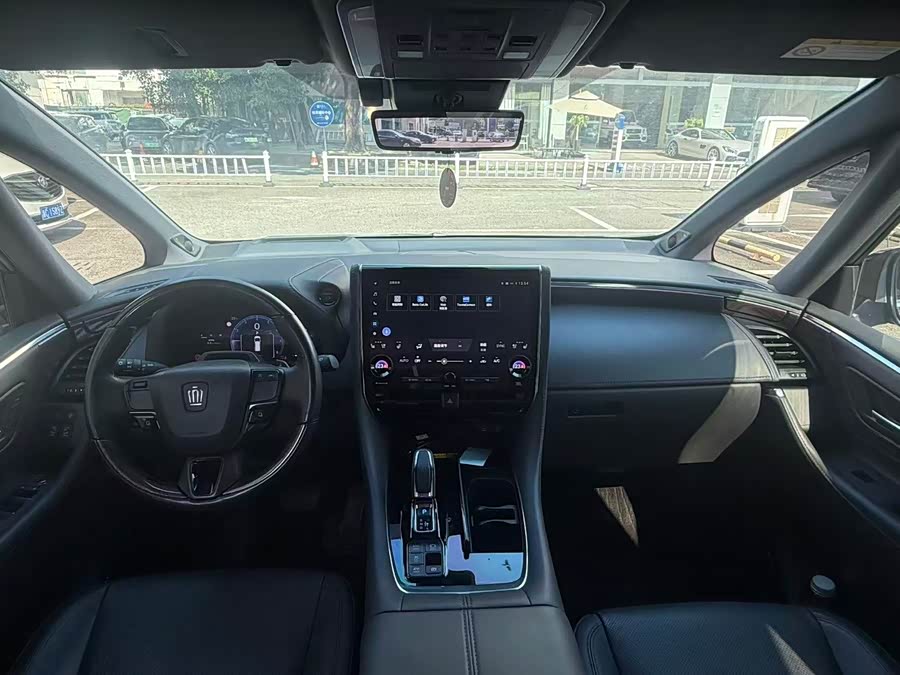 Toyota Crown Dual Engine 2.5L Supreme Executive - zdjęcie 6