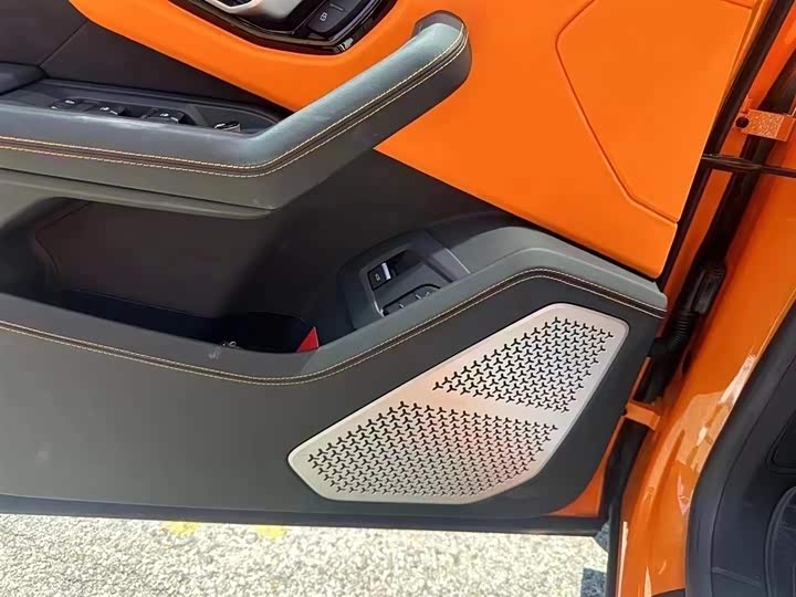 Urus 2023 4.0T V8 S - zdjęcie 16