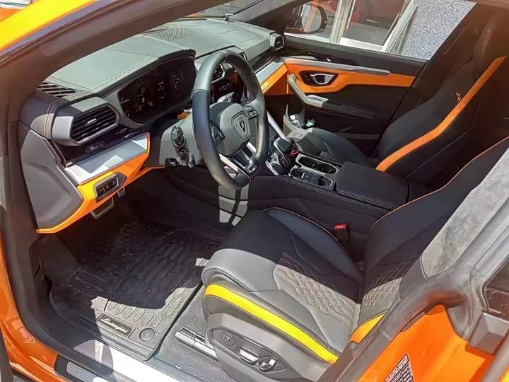 Urus 2023 4.0T V8 S - zdjęcie 17