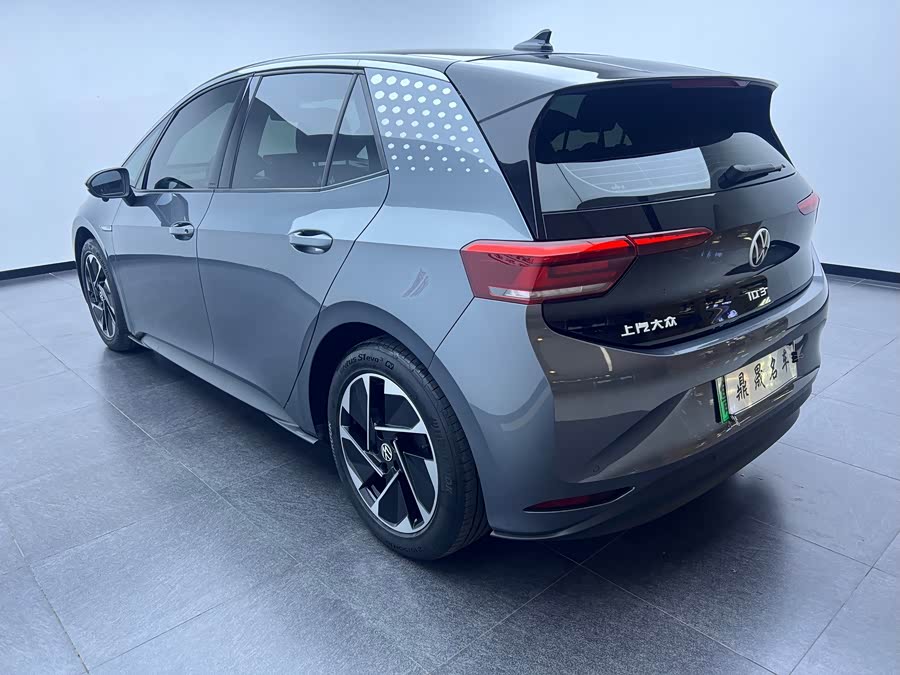 Volkswagen ID.3 2023 Pure Intelligent Edition - zdjęcie 12