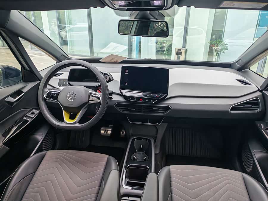 Volkswagen ID.3 2023 Pure Intelligent Edition - zdjęcie 13