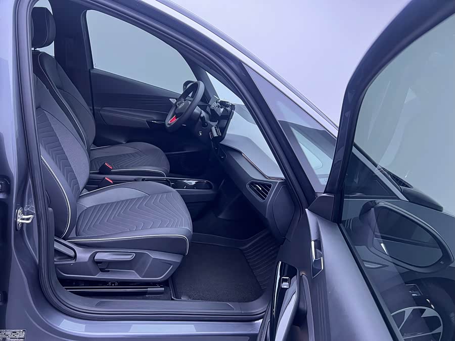Volkswagen ID.3 2023 Pure Intelligent Edition - zdjęcie 15