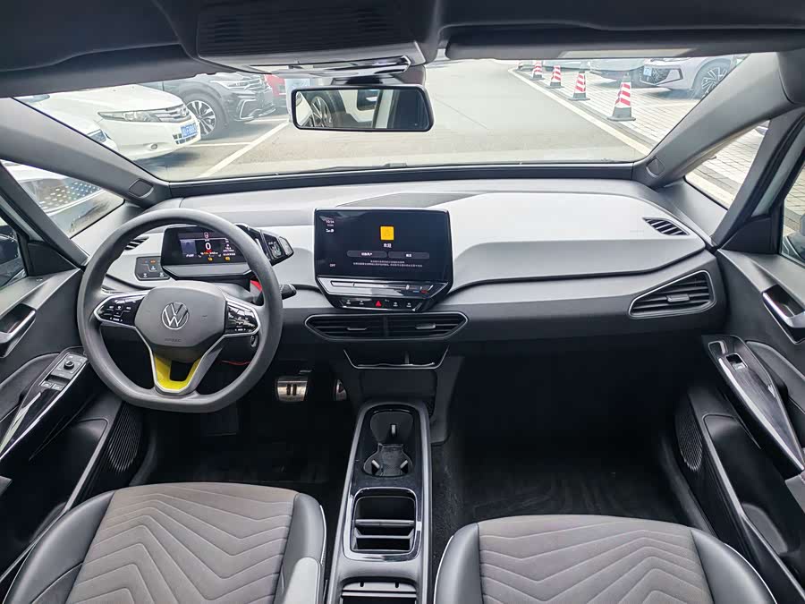 Volkswagen ID.3 2023 Pure Intelligent Edition - zdjęcie 5