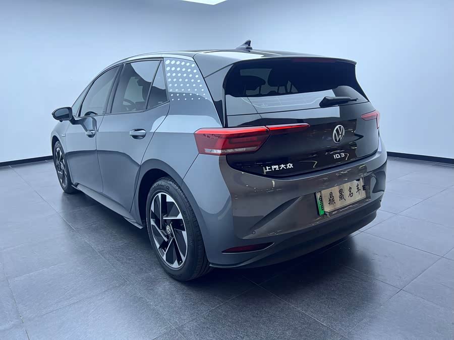 Volkswagen ID.3 2023 Pure Intelligent Edition - zdjęcie 6