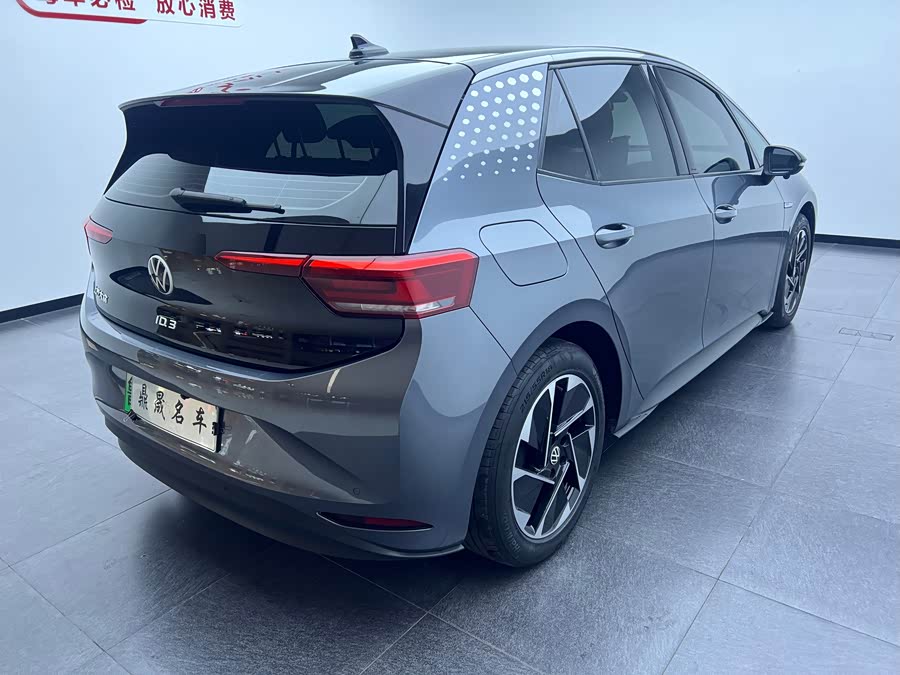 Volkswagen ID.3 2023 Pure Intelligent Edition - zdjęcie 10