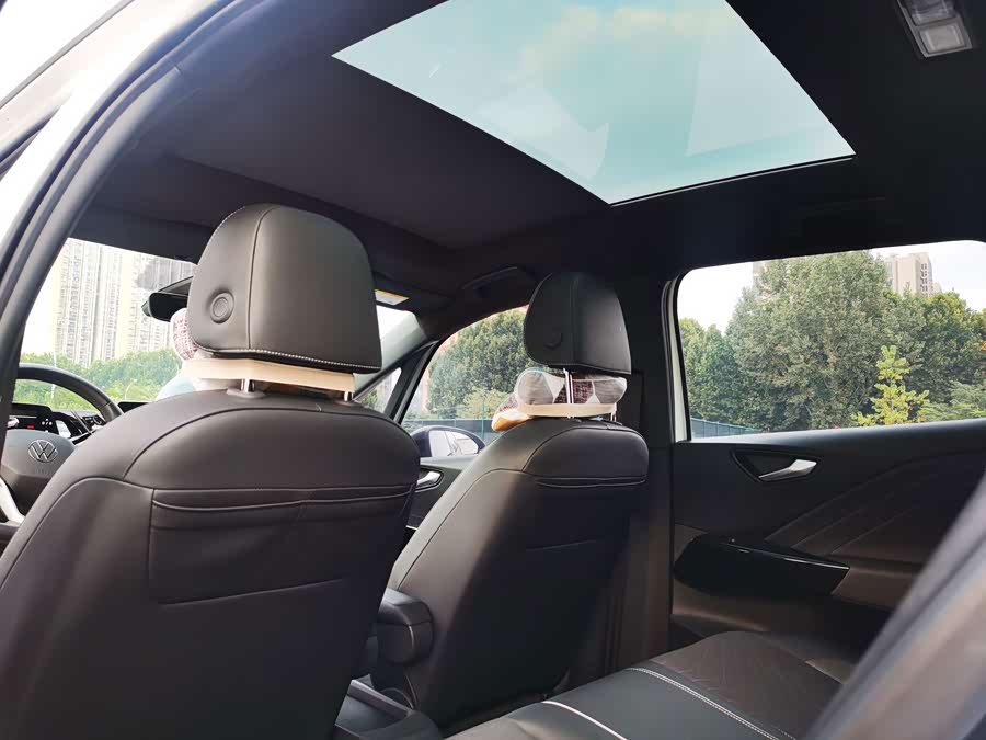 Volkswagen ID.3 2024 Outstanding - zdjęcie 14