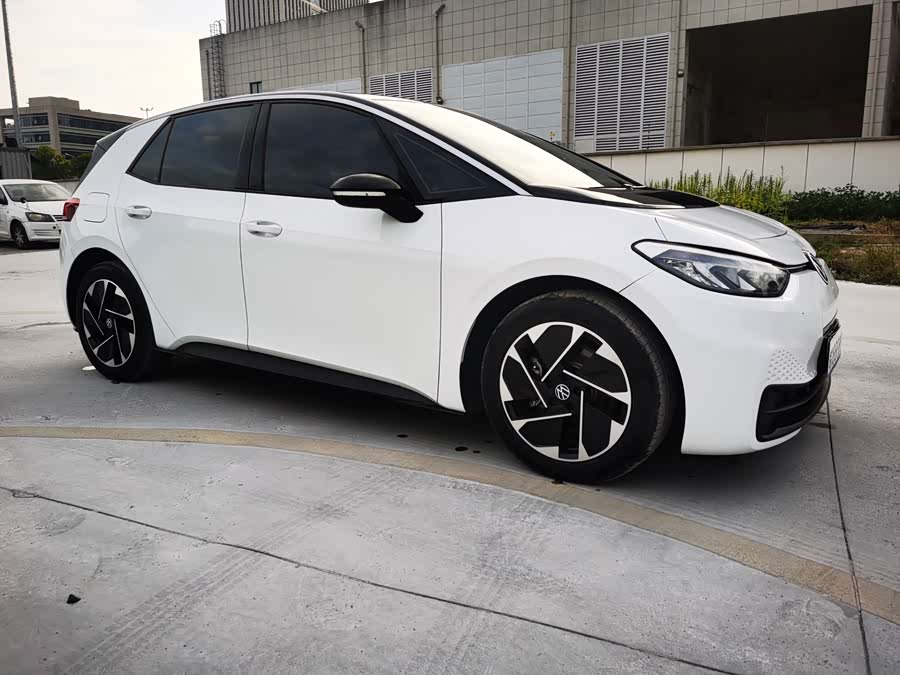 Volkswagen ID.3 2024 Outstanding - zdjęcie 3