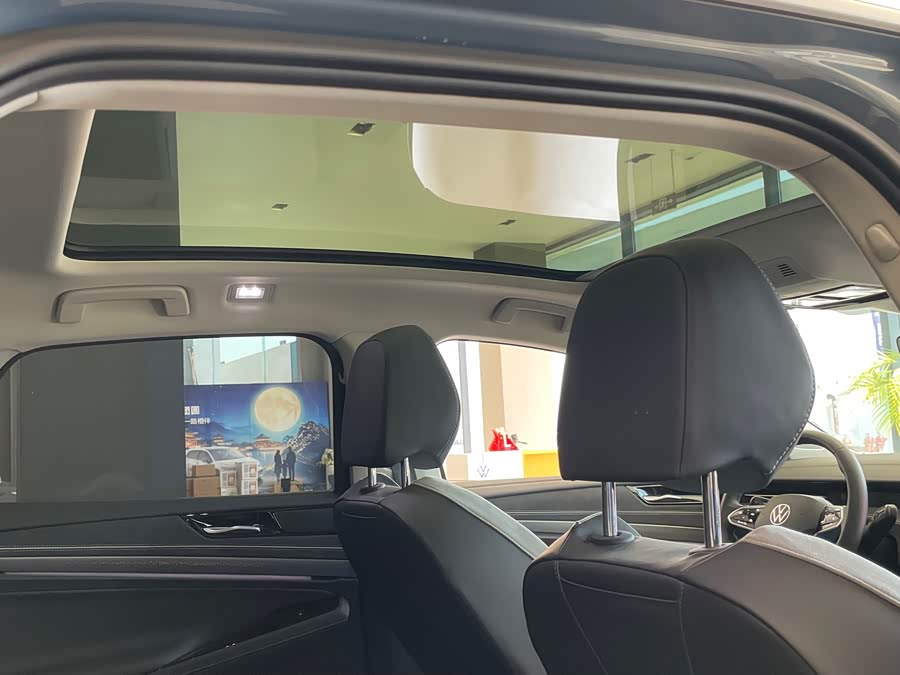 Volkswagen ID.7 VIZZION 2024 PRO - zdjęcie 11