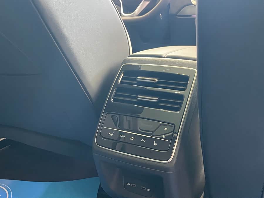 Volkswagen ID.7 VIZZION 2024 PRO - zdjęcie 12