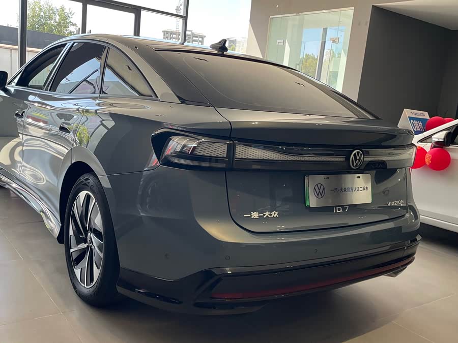 Volkswagen ID.7 VIZZION 2024 PRO - zdjęcie 15