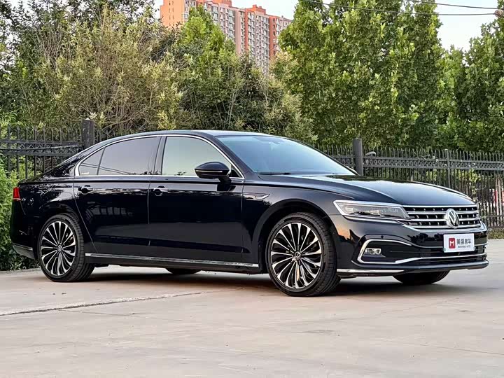 Volkswagen Phideon 2021 380TSI Premium - zdjęcie 11