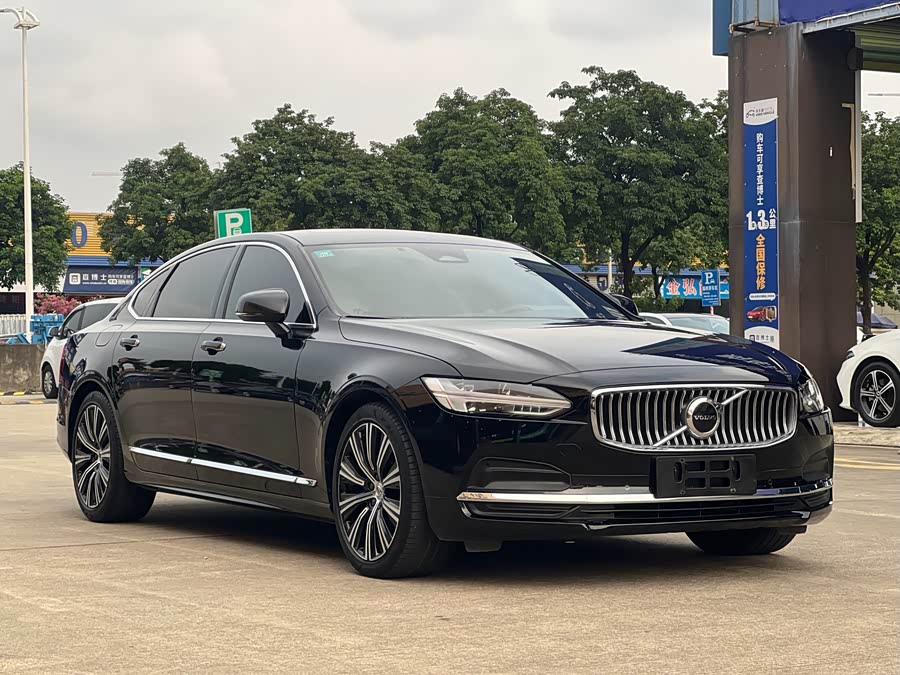 Volvo S90 2023 B5 Intelligent Luxury - zdjęcie 5