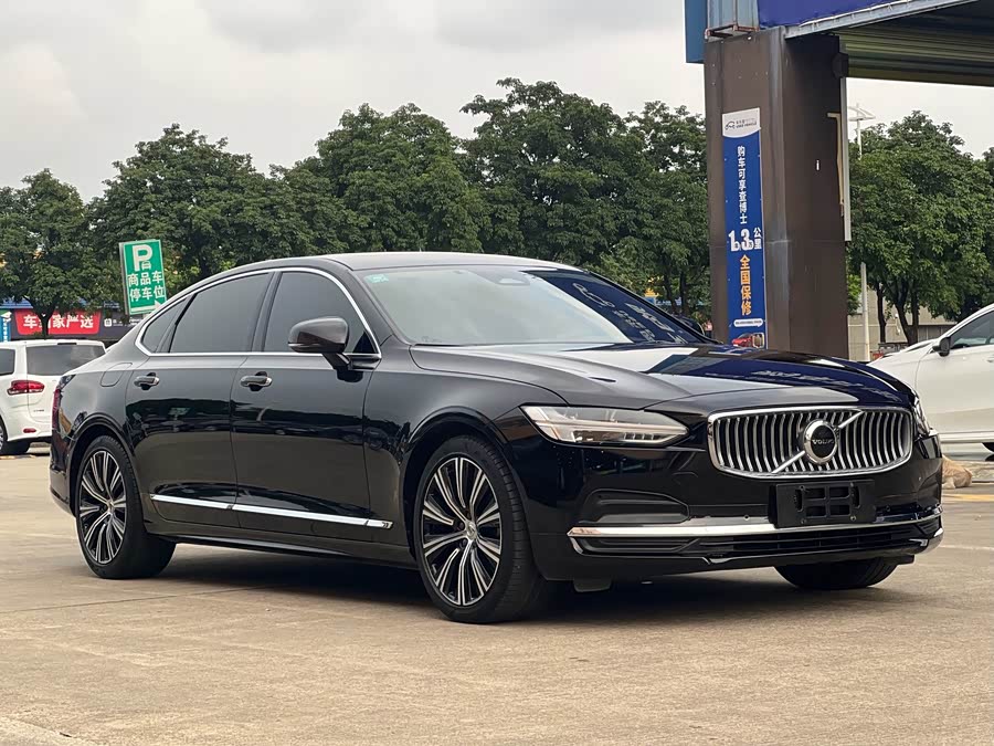 Volvo S90 2023 B5 Intelligent Luxury - zdjęcie 6