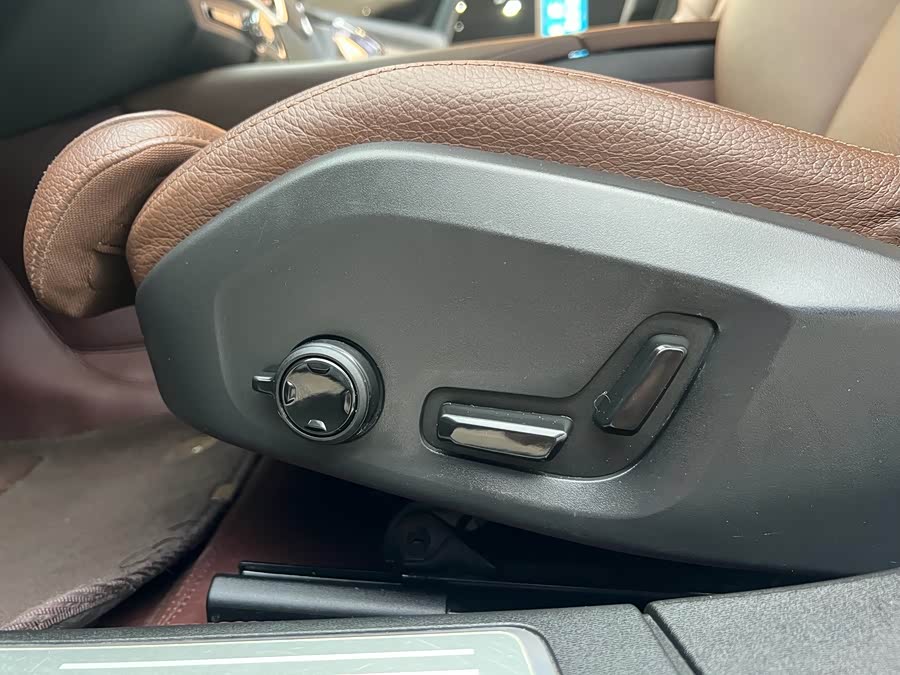 Volvo S90 2023 B5 Intelligent Luxury - zdjęcie 8
