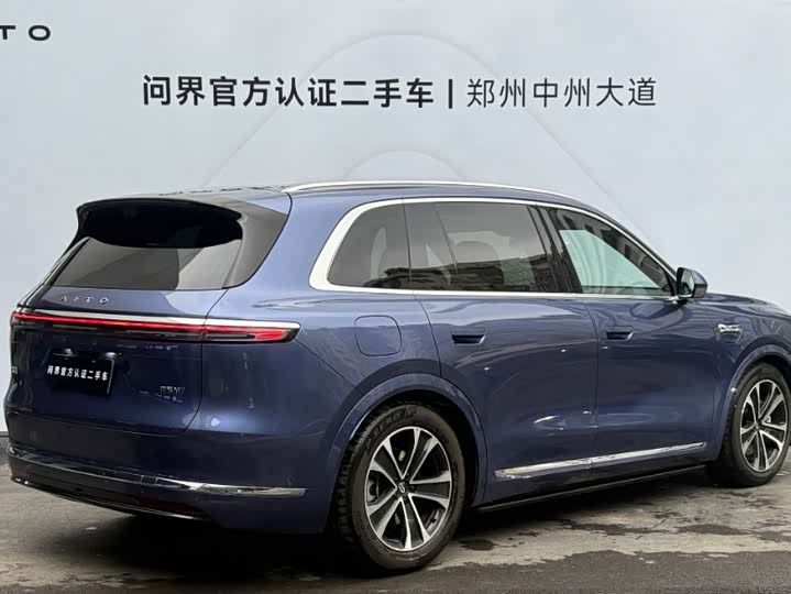 Wenjie M7 2026 2.0T Extended Range Ultra 4WD 6-Seater (192-Line Laser Radar) - zdjęcie 18