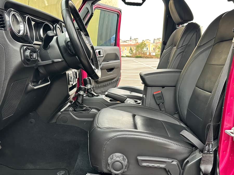 Wrangler 2022 2.0T Special Edition - zdjęcie 10