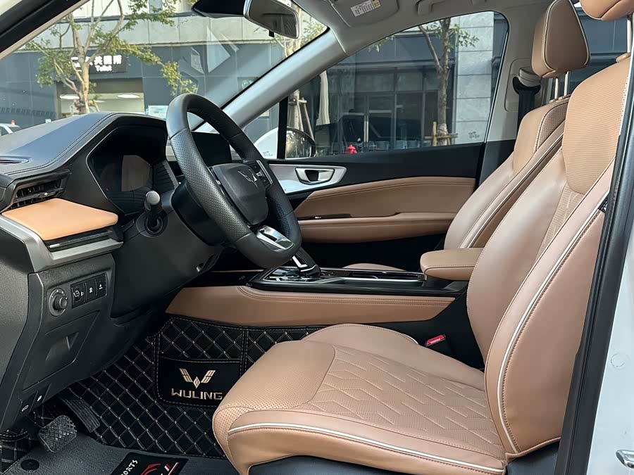 Wuling Jiachen 2023 2.0L DHT Flagship - zdjęcie 4