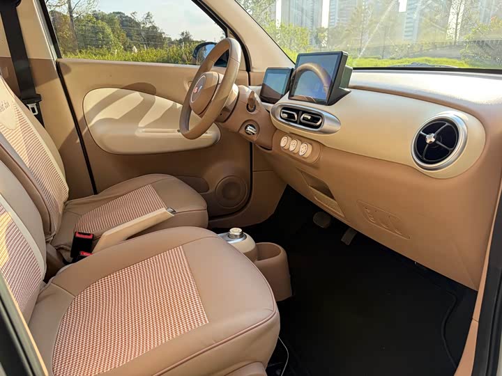 Wuling MINIEV 2025 Fourth Generation Four-Door Advanced Version - zdjęcie 18