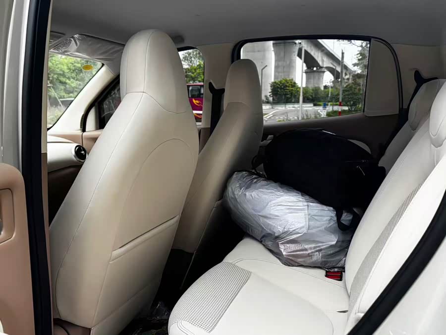 Wuling MINIEV 2025 Fourth Generation Four-Door Advanced Version - zdjęcie 6