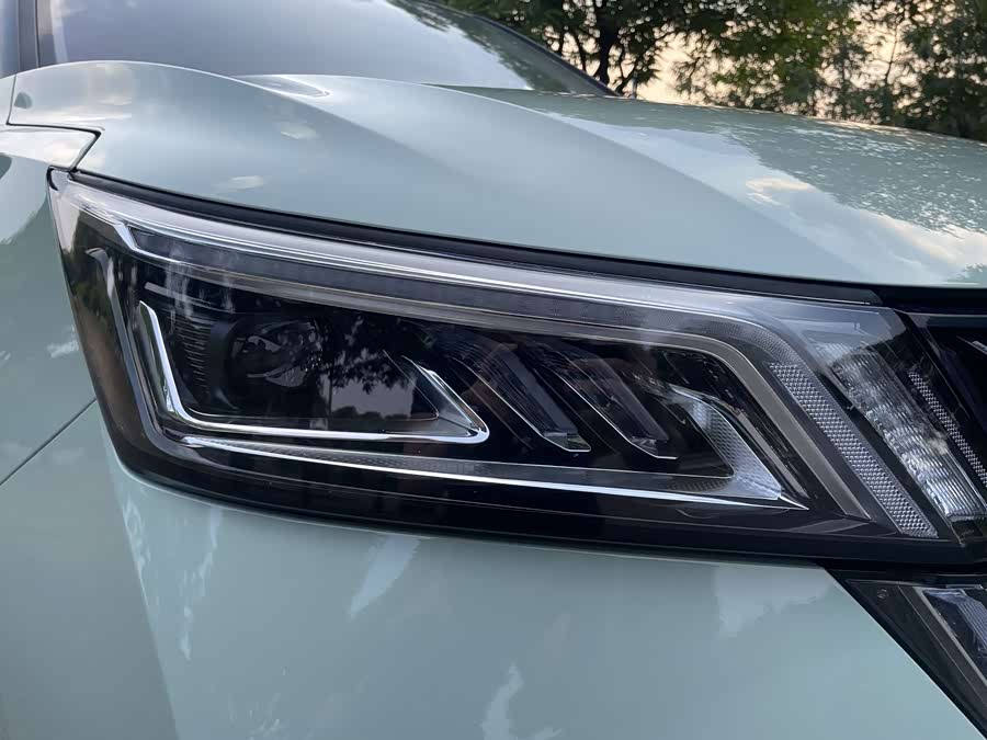 Wuling Xingchen 2.0L DHT - zdjęcie 14