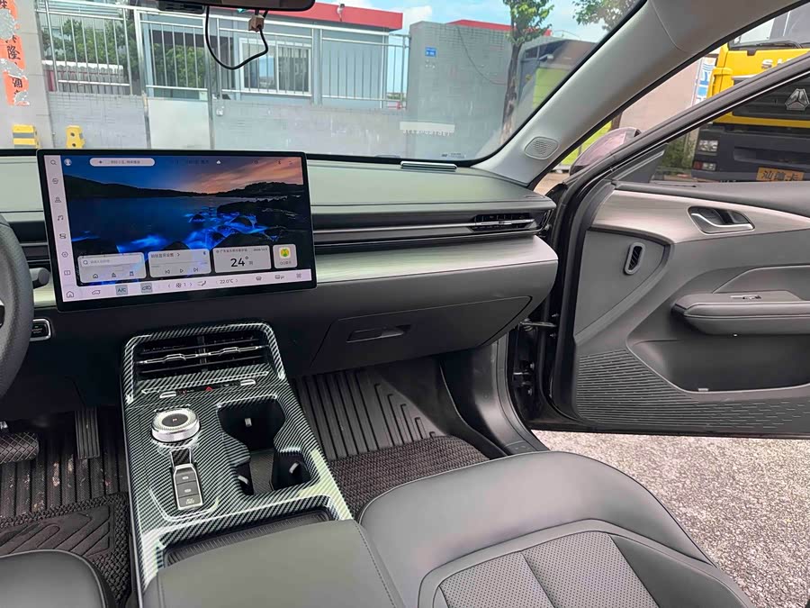 Wuling Xingguang 2024 Co-Creation Edition 150 Advanced - zdjęcie 11