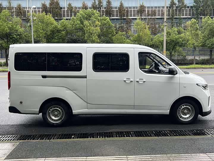 Wuling Yangguang 2025 400km Bus Comfort - zdjęcie 19