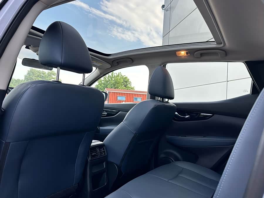 X-Trail 2025 Honor 2.0L CVT XV+ Leading - zdjęcie 11
