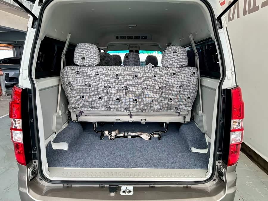 X30L 2024 Wealth Edition Van 5/6/7 Seats Front Air Conditioning - zdjęcie 16
