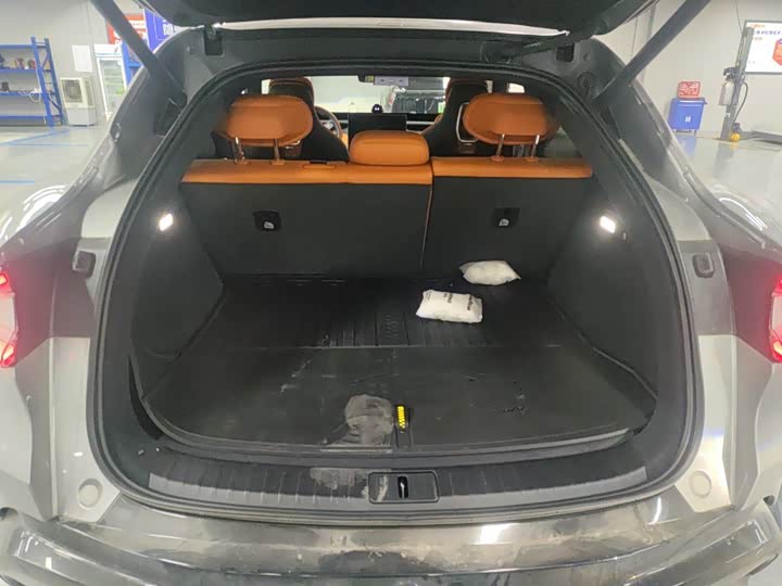 Xiaomi YU7 2025 Rear Drive Long Range - zdjęcie 16