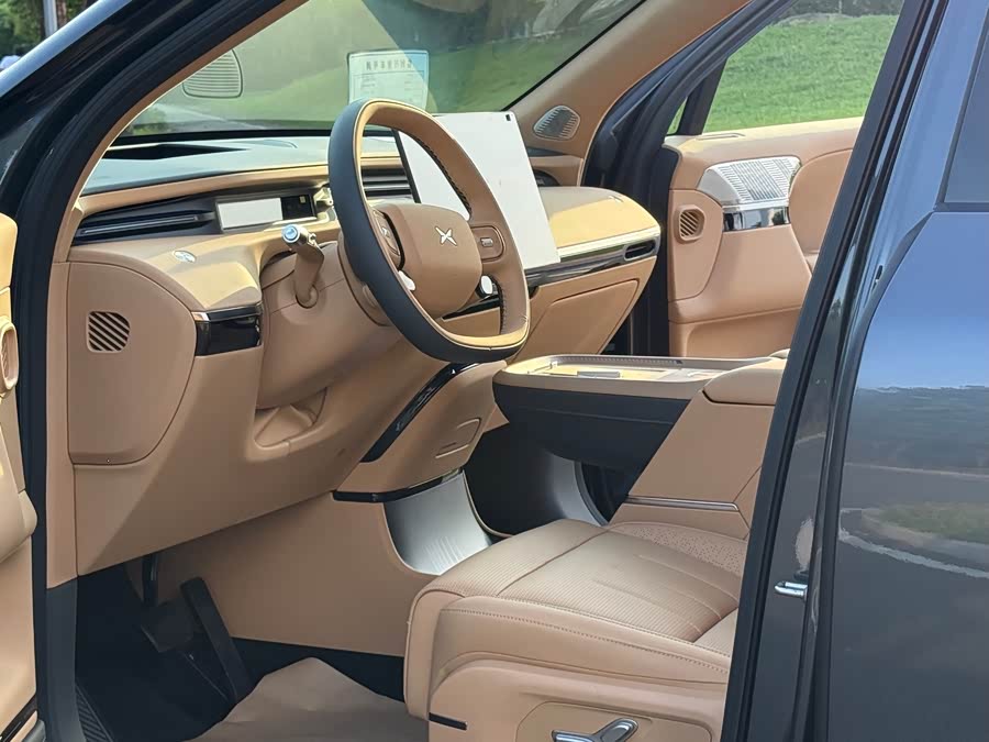 Xpeng GX 2026 2.0T Extended Range 1585 4WD UltraSE - zdjęcie 6