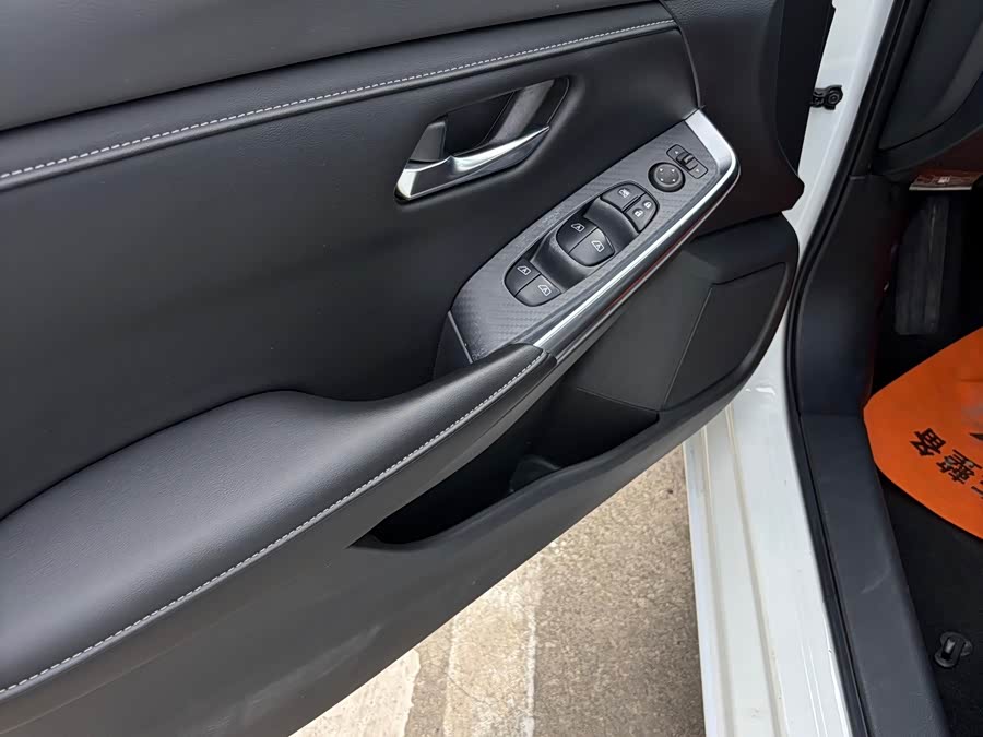 Xuan Yi 2023 1.6L CVT Enjoy Edition - zdjęcie 5