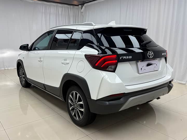 YARiS L 2022 X 1.5L CVT Luxury PLUS - zdjęcie 16