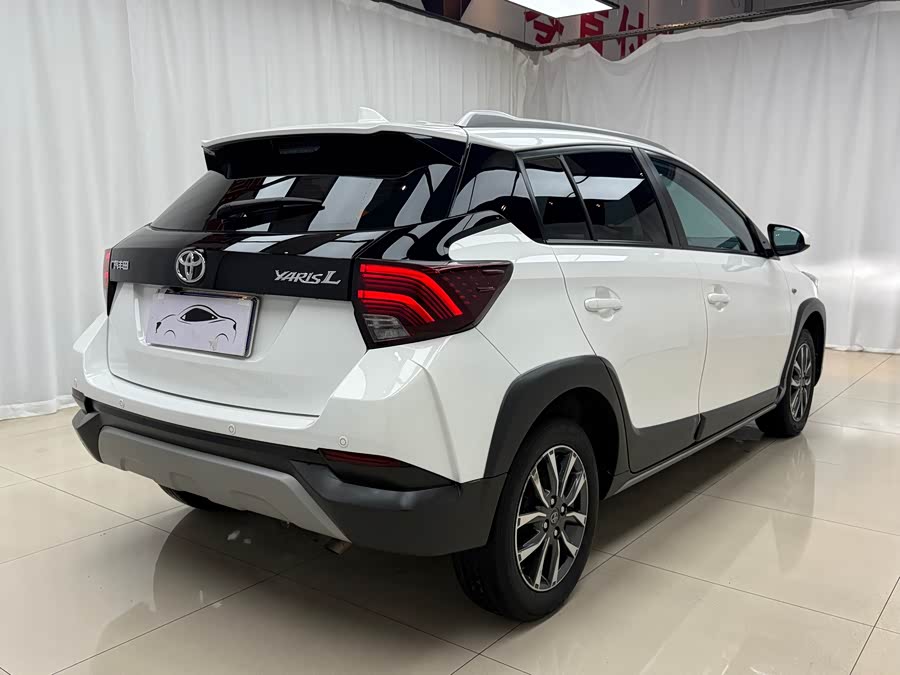 YARiS L 2022 X 1.5L CVT Luxury PLUS - zdjęcie 6