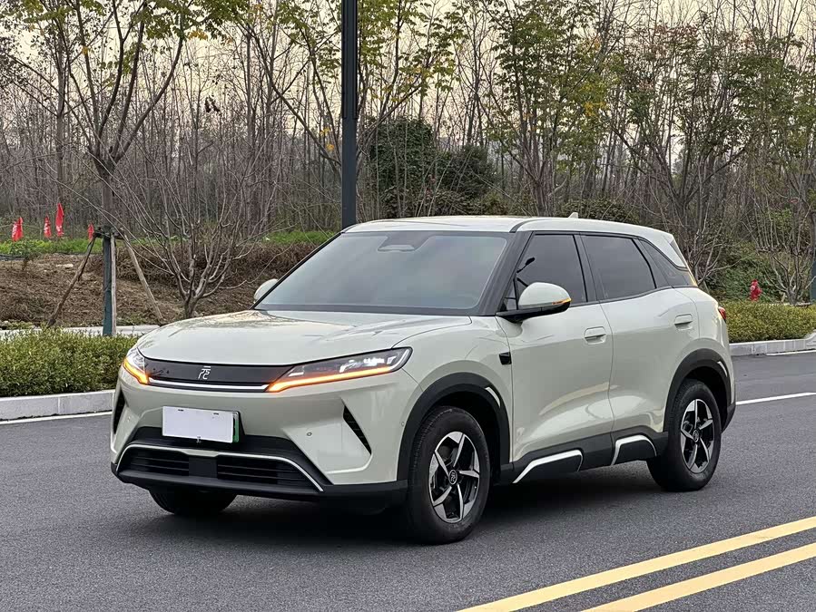 Yuan UP 2025 Smart Driving 401KM Leading - zdjęcie 1