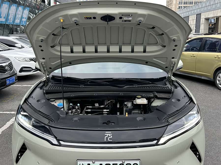 Yuan UP 2025 Smart Driving 401KM Leading - zdjęcie 12
