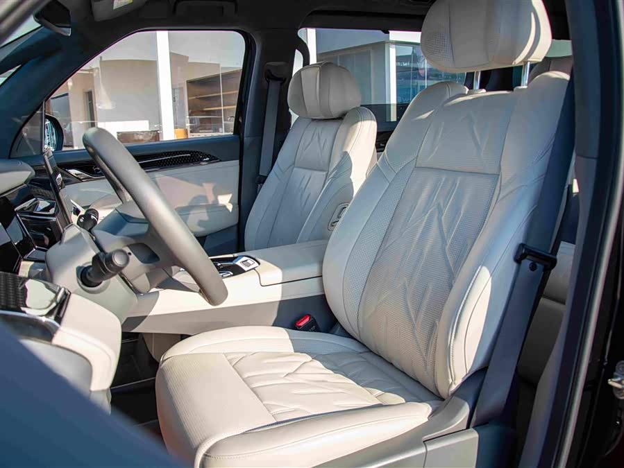 Zeekr 009 2024 6-Seater Executive 4WD 108kWh - zdjęcie 11
