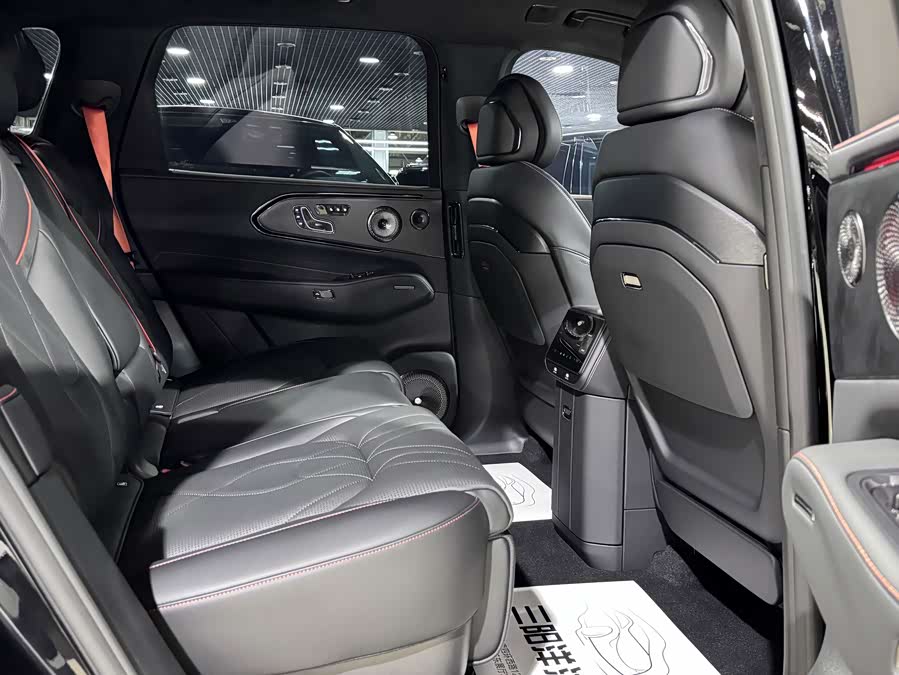 Zeekr 8X 2026 Shadow 70kWh - zdjęcie 7
