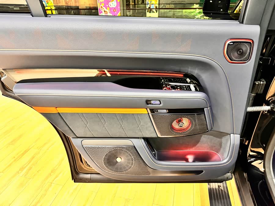 Zeekr 9X 2025曜黑版 70kWh 6-seater - zdjęcie 19