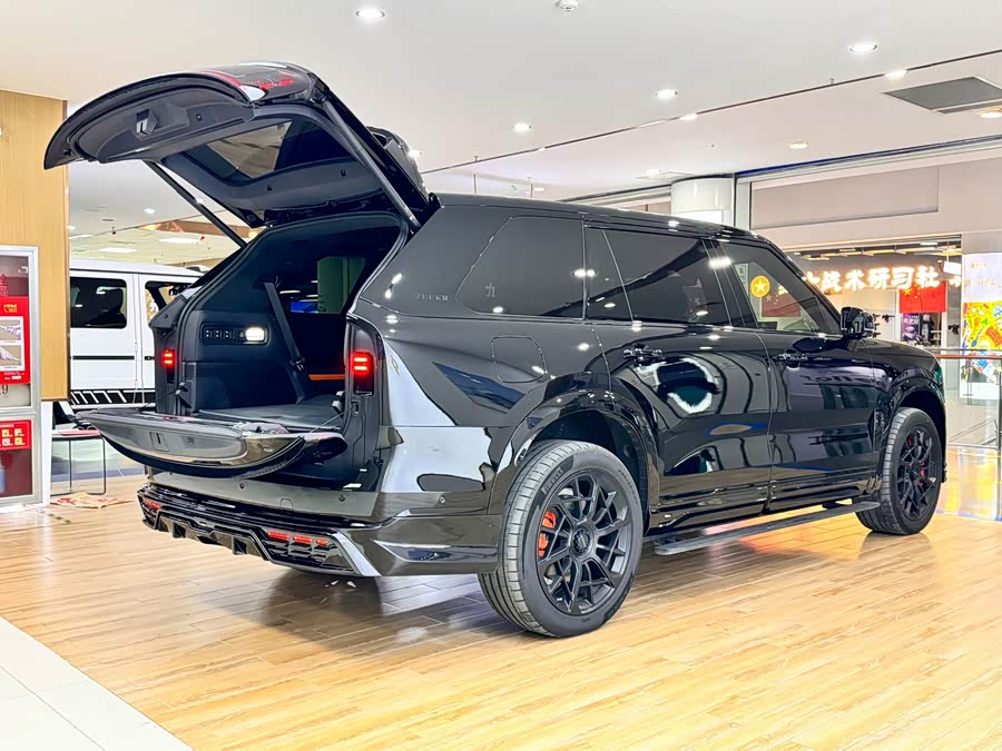 Zeekr 9X 2025曜黑版 70kWh 6-seater - zdjęcie 8